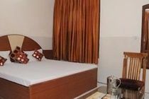 Chandīgarh Oyo 2530 Surya Palace מראה חיצוני תמונה